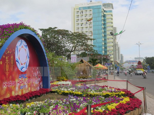 APEC 2017: les autorités de Khanh Hoa rencontrent des représentants américain et russe ảnh 1 APEC 2017: les autorités de Khanh Hoa rencontrent des représentants américain et russe ảnh 1
