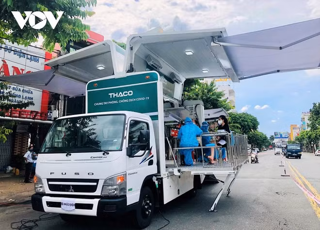 Les localités accélèrent la vaccination anti-Covid-19 ảnh 1