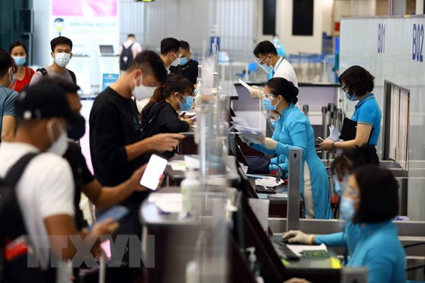 Le PM demande d'appliquer strictement la reprise du transport de passagers ảnh 1 Le PM demande d'appliquer strictement la reprise du transport de passagers ảnh 1