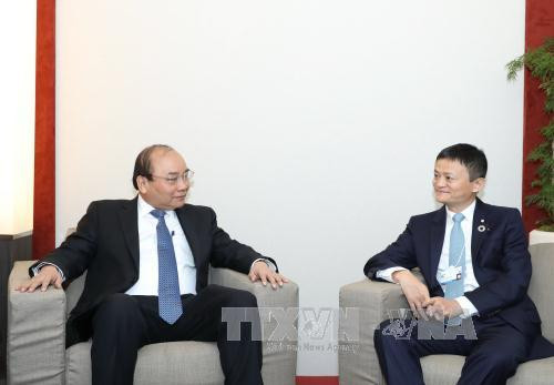 Nguyen Xuan Phuc rencontre à Davos les dirigeants de la BM, de l'OMC et du groupe Alibaba ảnh 3 Nguyen Xuan Phuc rencontre à Davos les dirigeants de la BM, de l'OMC et du groupe Alibaba ảnh 3