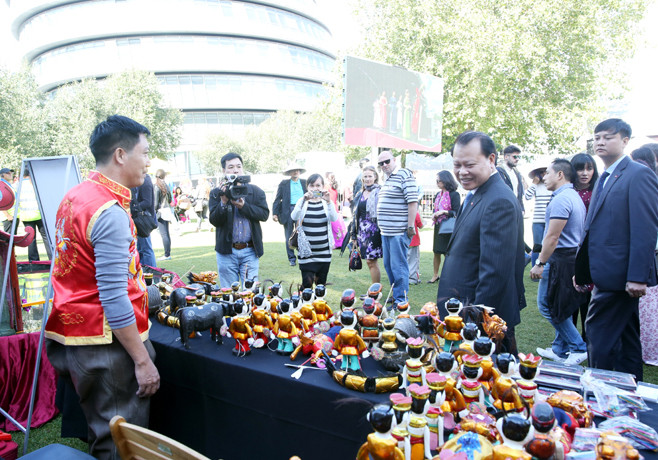 Vu Van Ninh inaugure le festival Vietnam Discovery au Royaume-Uni ảnh 2 Vu Van Ninh inaugure le festival Vietnam Discovery au Royaume-Uni ảnh 2