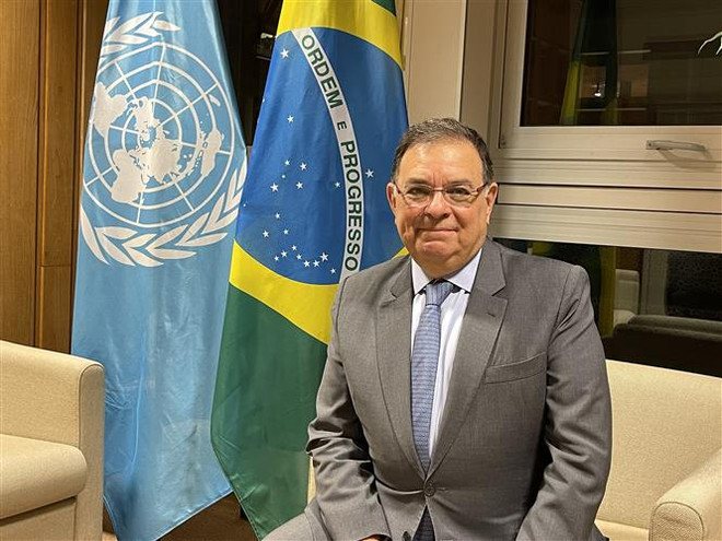 Le Président de la 41e session de l’UNESCO "satisfait" des accords mondiaux sur l'IA ảnh 1 Le Président de la 41e session de l’UNESCO "satisfait" des accords mondiaux sur l'IA ảnh 1