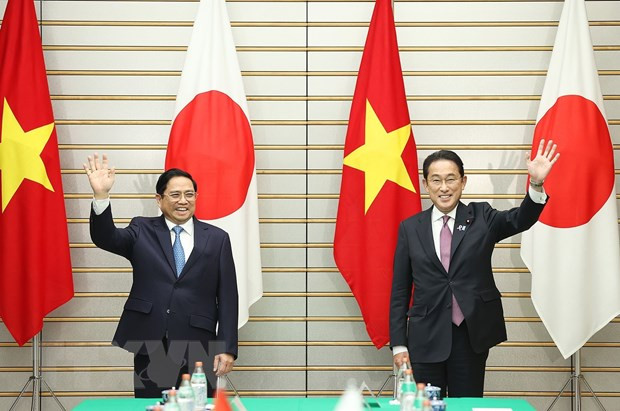 Entretien entre les Premiers ministres du Vietnam et du Japon ảnh 2 Entretien entre les Premiers ministres du Vietnam et du Japon ảnh 2