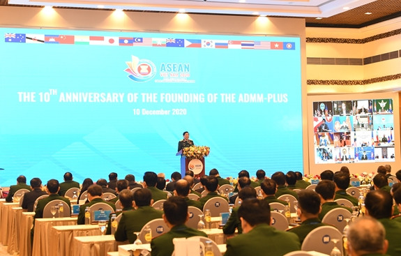 ASEAN 2020 : cérémonie marquant le 10e anniversaire de l’ADMM+ ảnh 2 ASEAN 2020 : cérémonie marquant le 10e anniversaire de l’ADMM+ ảnh 2