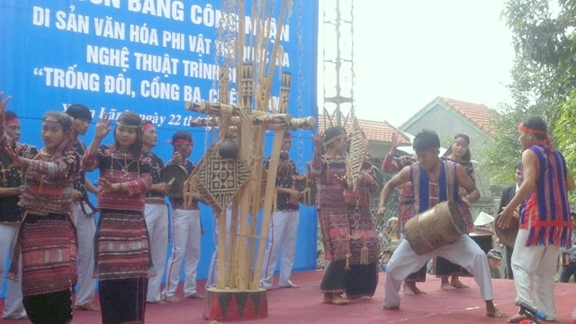 Phu Yên: Orchestre des «deux tambours, trois gongs et cinq cymbales» ảnh 1 Phu Yên: Orchestre des «deux tambours, trois gongs et cinq cymbales» ảnh 1