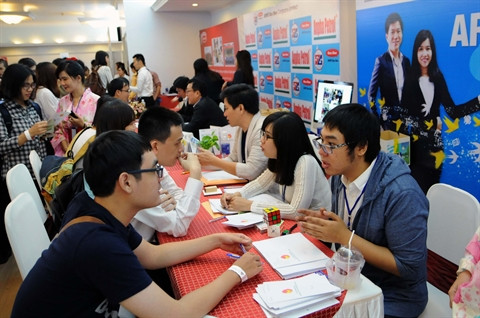 AEC: Des inquiétudes sur le bas niveau de compétences des jeunes vietnamiens ảnh 1 AEC: Des inquiétudes sur le bas niveau de compétences des jeunes vietnamiens ảnh 1