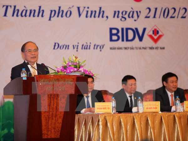 Rencontre avec des investisseurs à Nghe An à l’occasion du Printemps Binh Than 2016 ảnh 1 Rencontre avec des investisseurs à Nghe An à l’occasion du Printemps Binh Than 2016 ảnh 1