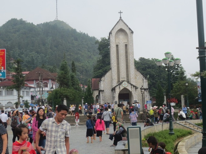Augmentation du nombre de touristes étrangers au Vietnam en octobre ảnh 1 Augmentation du nombre de touristes étrangers au Vietnam en octobre ảnh 1