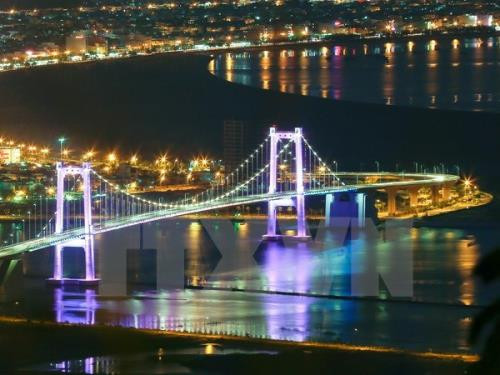 Da Nang : de nombreuses festivités pour saluer le Nouvel An ảnh 1 Da Nang : de nombreuses festivités pour saluer le Nouvel An ảnh 1