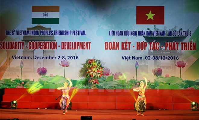 Ouverture du 8e festival d'amitié populaire Vietnam-Inde à Hanoi ảnh 1 Ouverture du 8e festival d'amitié populaire Vietnam-Inde à Hanoi ảnh 1
