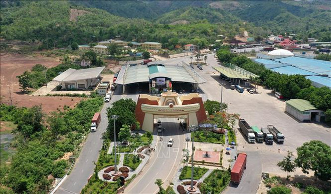 Le Laos appliquera des procédures rapides d’entrée et de sortie avec le Vietnam et la Chine ảnh 1 Le Laos appliquera des procédures rapides d’entrée et de sortie avec le Vietnam et la Chine ảnh 1