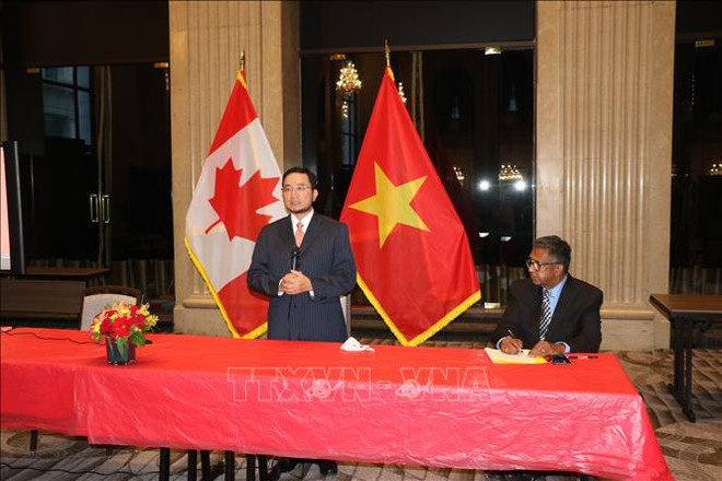 Des amis canadiens exaltent le Président Hô Chi Minh et le Vietnam ảnh 1 Des amis canadiens exaltent le Président Hô Chi Minh et le Vietnam ảnh 1