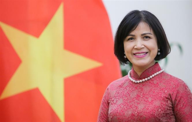 Le Vietnam félicite la première femme directrice générale de l'OMC ảnh 1 Le Vietnam félicite la première femme directrice générale de l'OMC ảnh 1