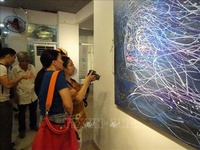 Ouverture de l’exposition de beaux-arts franco-vietnamienne "Rencontre 2018" à Hô Chi Minh-Ville ảnh 1 Ouverture de l’exposition de beaux-arts franco-vietnamienne "Rencontre 2018" à Hô Chi Minh-Ville ảnh 1