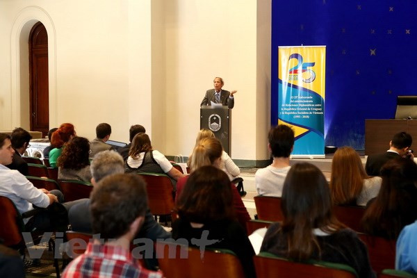 Vietnam et Uruguay promeuvent la coopération dans le commerce et l'investissement ảnh 1 Vietnam et Uruguay promeuvent la coopération dans le commerce et l'investissement ảnh 1