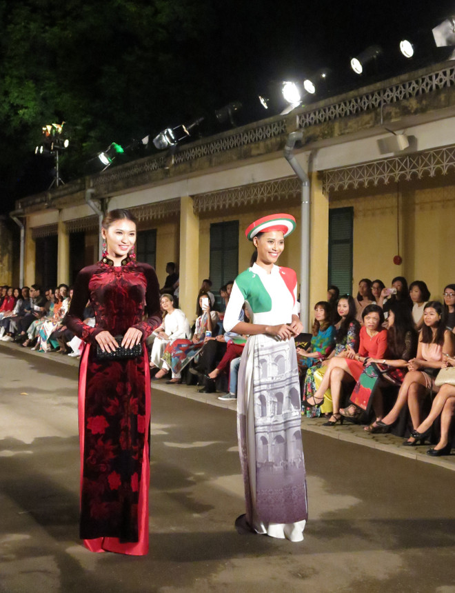 Le Festival de l'"ao dài" à Hanoï ảnh 3
