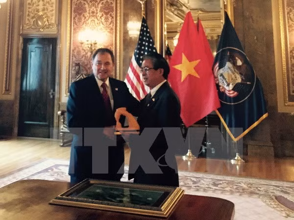 Coopération multiforme entre le Vietnam et l'Etat américain de l'Utah ảnh 1