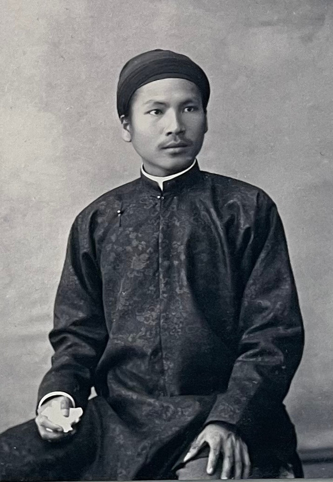 "L’Art en exil", une exposition dédiée à l’empereur Hàm Nghi ảnh 2 "L’Art en exil", une exposition dédiée à l’empereur Hàm Nghi ảnh 2