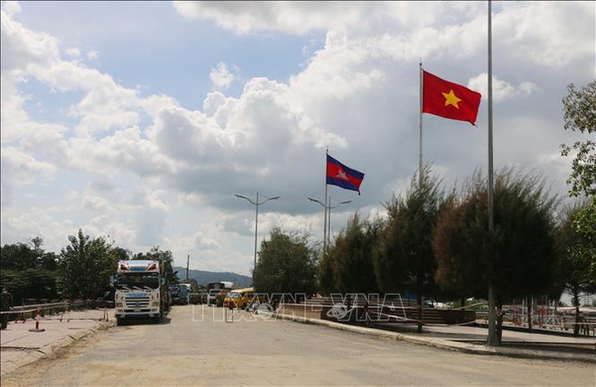 Cambodge et Vietnam conviennent de reprendre les routes touristiques terrestres et aériennes ảnh 1 Cambodge et Vietnam conviennent de reprendre les routes touristiques terrestres et aériennes ảnh 1