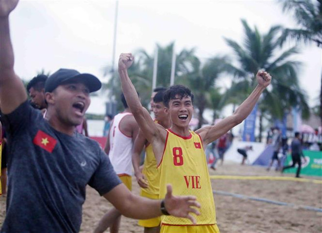 Beach handball masculin: le Vietnam a suffisamment de points pour la médaille d’or aux SEA Games 31 ảnh 1 Beach handball masculin: le Vietnam a suffisamment de points pour la médaille d’or aux SEA Games 31 ảnh 1