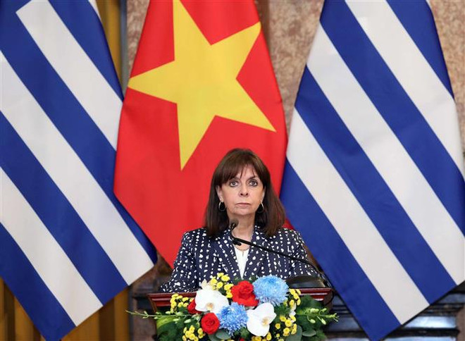 La présidente grecque Katerina Sakellaropoulou termine sa visite officielle au Vietnam ảnh 1 La présidente grecque Katerina Sakellaropoulou termine sa visite officielle au Vietnam ảnh 1
