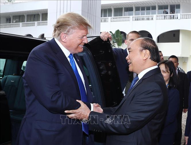 Le Premier ministre Nguyen Xuan Phuc rencontre le président américain Donald Trump ảnh 1 Le Premier ministre Nguyen Xuan Phuc rencontre le président américain Donald Trump ảnh 1