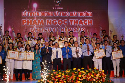Hô Chi Minh-Ville : Cérémonie de remise du prix Pham Ngoc Thach 2019 ảnh 1 Hô Chi Minh-Ville : Cérémonie de remise du prix Pham Ngoc Thach 2019 ảnh 1