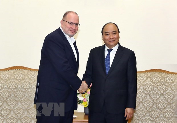 Le PM Nguyên Xuân Phuc reçoit les responsables de Boeing et de HSBC ảnh 2 Le PM Nguyên Xuân Phuc reçoit les responsables de Boeing et de HSBC ảnh 2