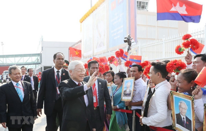 Le SG du Parti et le président entame sa visite d'Etat au Cambodge ảnh 1 Le SG du Parti et le président entame sa visite d'Etat au Cambodge ảnh 1