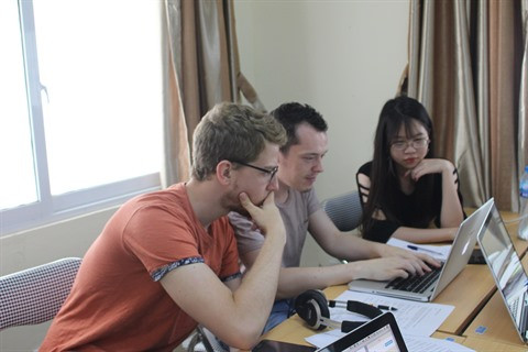 Échange sur les dispositifs des formations en communication à Hanoï ảnh 2 Échange sur les dispositifs des formations en communication à Hanoï ảnh 2