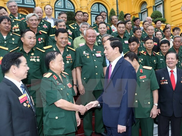 Le président Trân Dai Quang invite des vétérans à s’entraider pour s’enrichir ảnh 1 Le président Trân Dai Quang invite des vétérans à s’entraider pour s’enrichir ảnh 1