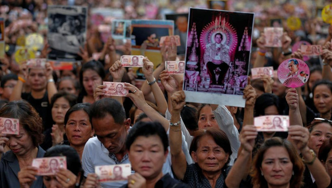 Les activités de l’Etat thaïlandais se dérouleront normalement après le décès du roi ảnh 1 Les activités de l’Etat thaïlandais se dérouleront normalement après le décès du roi ảnh 1