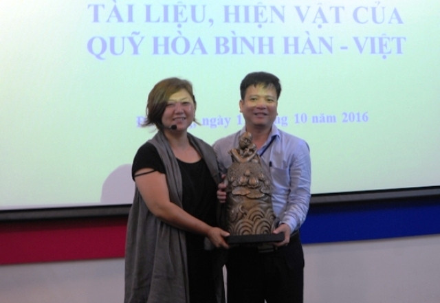 La R. de Corée remet des documents et objets sur la Résistance anti-américaine à Da Nang ảnh 1 La R. de Corée remet des documents et objets sur la Résistance anti-américaine à Da Nang ảnh 1