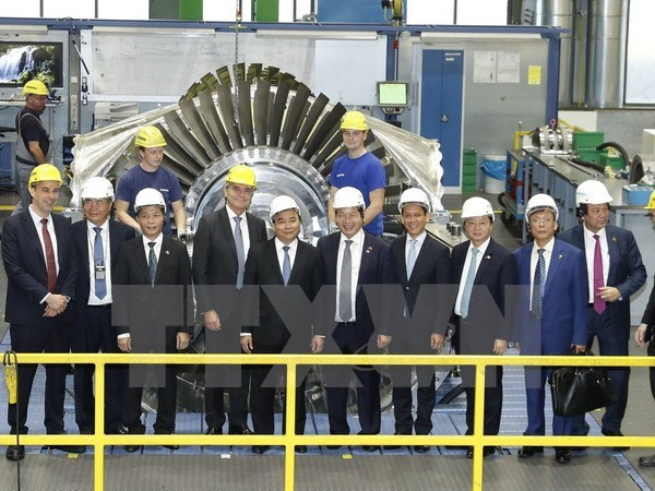 Le PM vietnamien appelle plus d'investissements auprès des principales entreprises allemandes ảnh 1 Le PM vietnamien appelle plus d'investissements auprès des principales entreprises allemandes ảnh 1