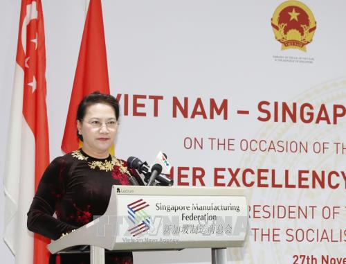 Nguyên Thi Kim Ngân au dialogue d’affaires Vietnam-Singapour ảnh 1 Nguyên Thi Kim Ngân au dialogue d’affaires Vietnam-Singapour ảnh 1
