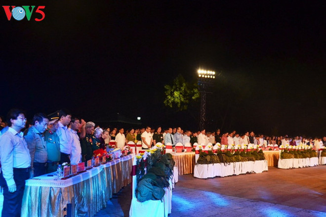 Multiplex télévisé en hommage aux personnes méritantes envers la Patrie ảnh 1 Multiplex télévisé en hommage aux personnes méritantes envers la Patrie ảnh 1