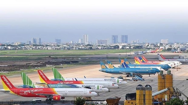Les prix de billets d’avion se sont assagis pour les vacances de la Fête nationale ảnh 1 Les prix de billets d’avion se sont assagis pour les vacances de la Fête nationale ảnh 1