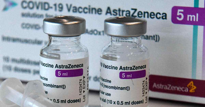 Le PM a demandé à AstraZeneca de continuer à fournir des vaccins anti-COVID-19 au Vietnam ảnh 1