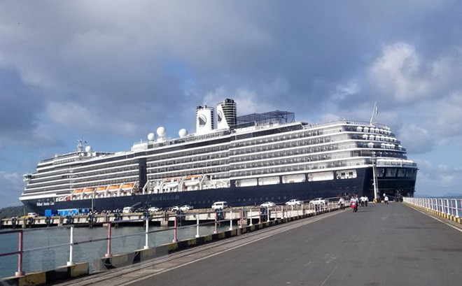 COVID-19 : Les derniers passagers du MS Westerdam quittent le paquebot ảnh 1 COVID-19 : Les derniers passagers du MS Westerdam quittent le paquebot ảnh 1