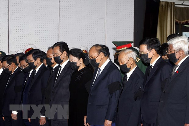 La cérémonie funéraire de Truong Vinh Trong ảnh 2 La cérémonie funéraire de Truong Vinh Trong ảnh 2