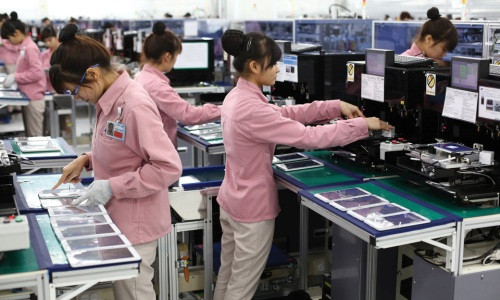 Le Vietnam perçoit 8,6 milliards de dollars de la fabrication de marchandises pour l’étranger ảnh 1 Le Vietnam perçoit 8,6 milliards de dollars de la fabrication de marchandises pour l’étranger ảnh 1