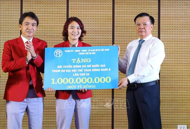 Hanoï honore les sportifs et entraîneurs exemplaires aux SEA Games 32 ảnh 1 Hanoï honore les sportifs et entraîneurs exemplaires aux SEA Games 32 ảnh 1