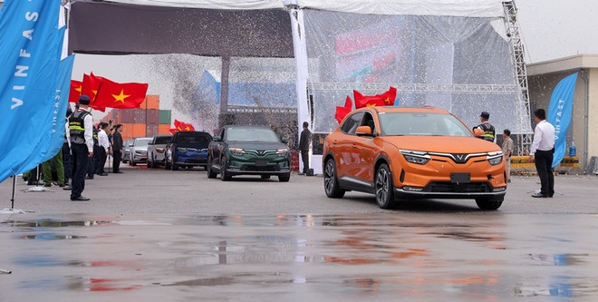 Indonésie-Vietnam : coopération pour promouvoir l'écosystème des véhicules électriques de l'ASEAN ảnh 1 Indonésie-Vietnam : coopération pour promouvoir l'écosystème des véhicules électriques de l'ASEAN ảnh 1