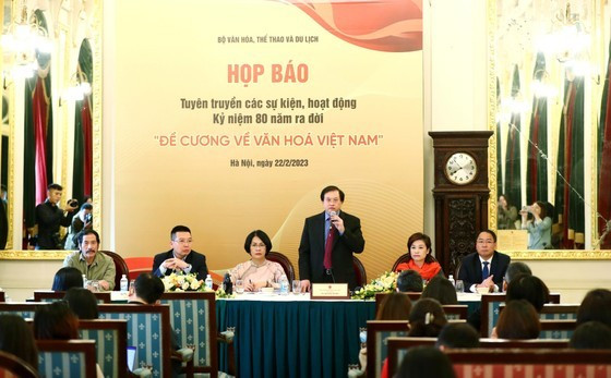 Diverses activités en l’honneur des 80 ans du Programme sur la culture vietnamienne ảnh 1 Diverses activités en l’honneur des 80 ans du Programme sur la culture vietnamienne ảnh 1