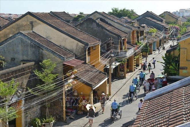 Hoi An accueille de nombreux touristes pendant les vacances du Nouvel An ảnh 2 Hoi An accueille de nombreux touristes pendant les vacances du Nouvel An ảnh 2