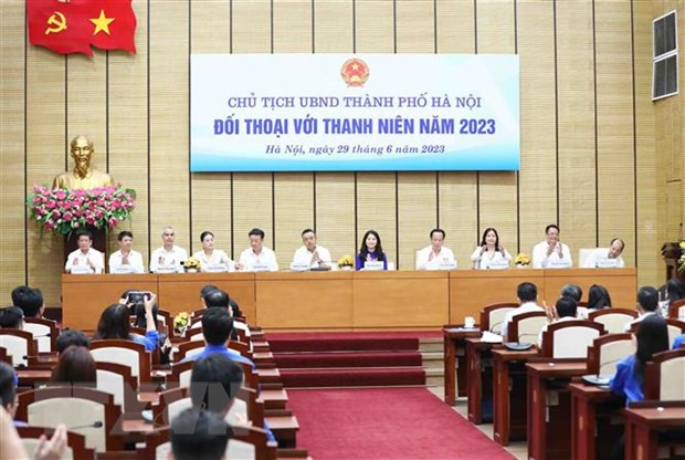 Le président du Comité populaire de Hanoï dialogue avec les jeunes de la capitale ảnh 1 Le président du Comité populaire de Hanoï dialogue avec les jeunes de la capitale ảnh 1