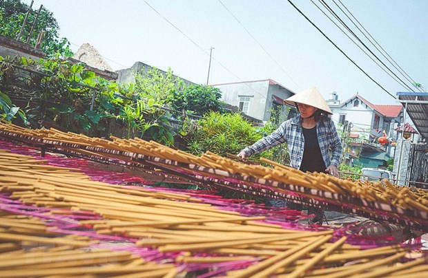 Les célèbres villages de fabrication d'encens traditionnels du Vietnam ảnh 2 Les célèbres villages de fabrication d'encens traditionnels du Vietnam ảnh 2