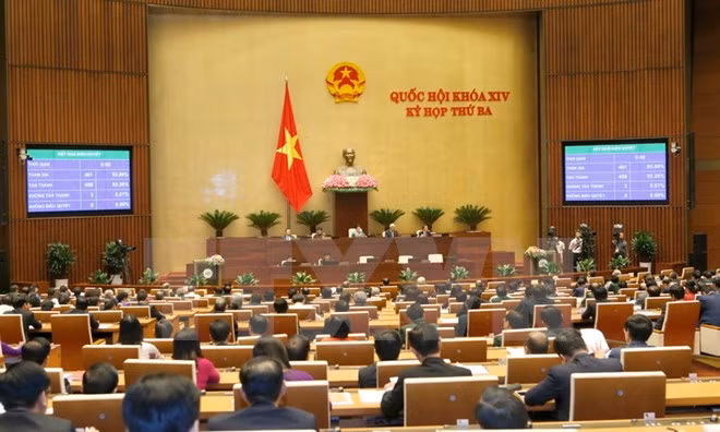 La 4e session de l'Assemblée nationale se poursuit à Hanoï ảnh 1