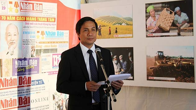 Le jounal Nhân Dân à la Fête de l’Humanité 2015 ảnh 1 Le jounal Nhân Dân à la Fête de l’Humanité 2015 ảnh 1