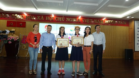 Remise du Prix d'écriture à Hô Chi Minh-Ville ảnh 1 Remise du Prix d'écriture à Hô Chi Minh-Ville ảnh 1